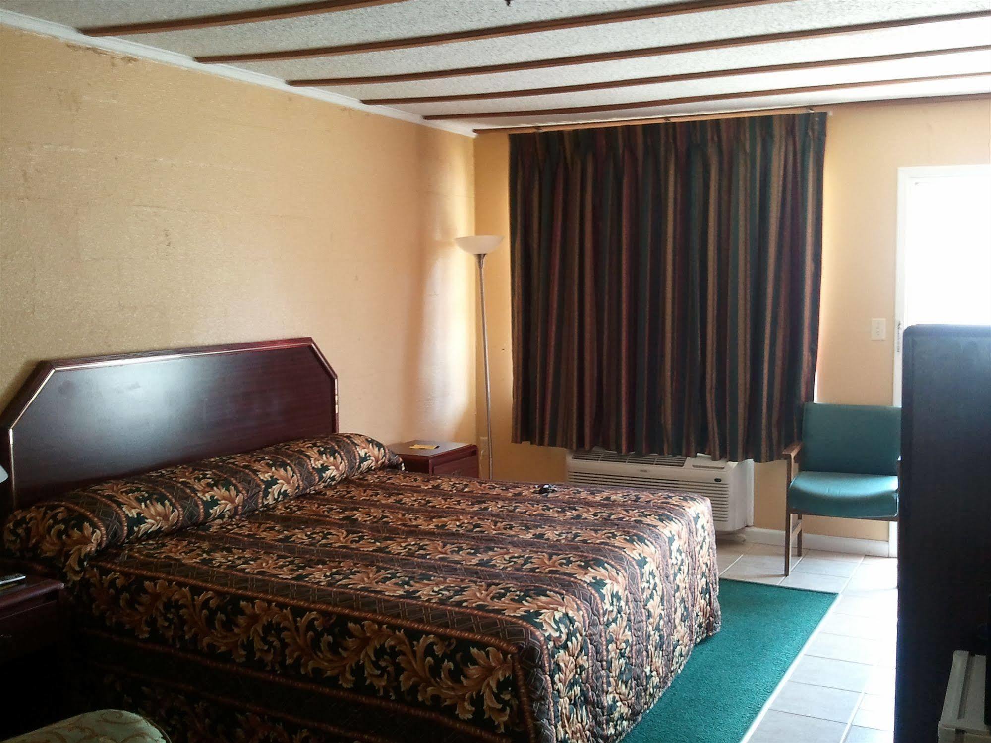 Holiday Motel Hugo Exteriér fotografie